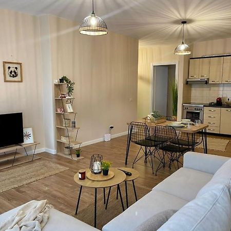 Mh Apartment, Free Parking, Flexible Check In Tirana Exterior photo